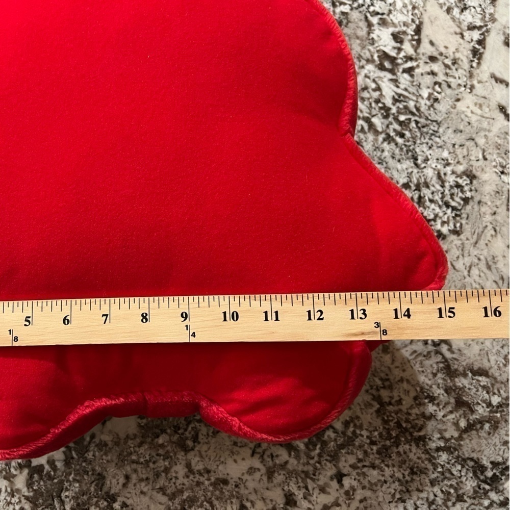 3/$25 KenTex Santa Soft Pillow - Picture 8 of 9
